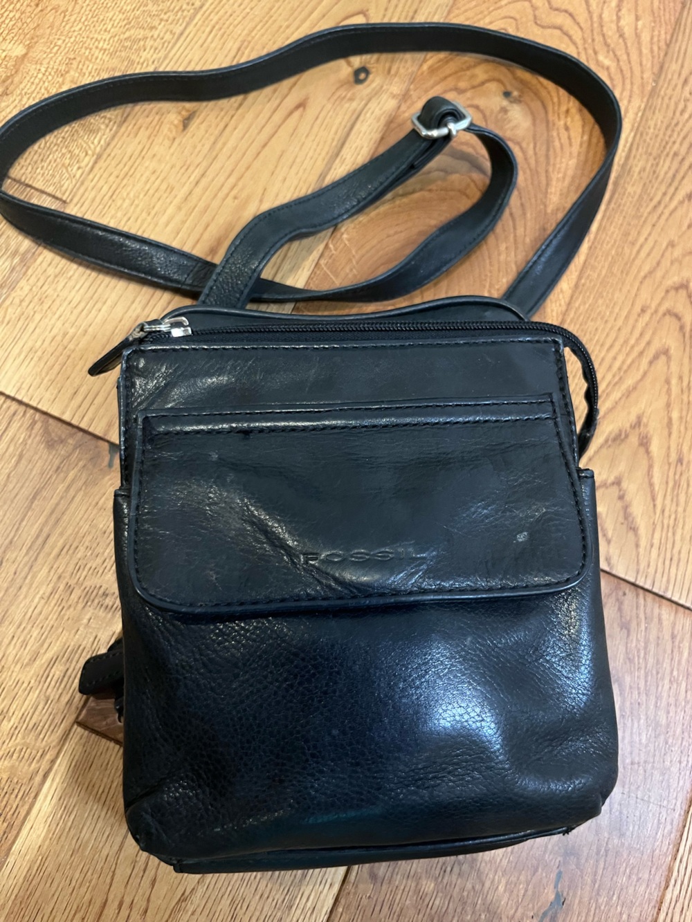 Fossil Black Leather Crossbody  Bag for Travel